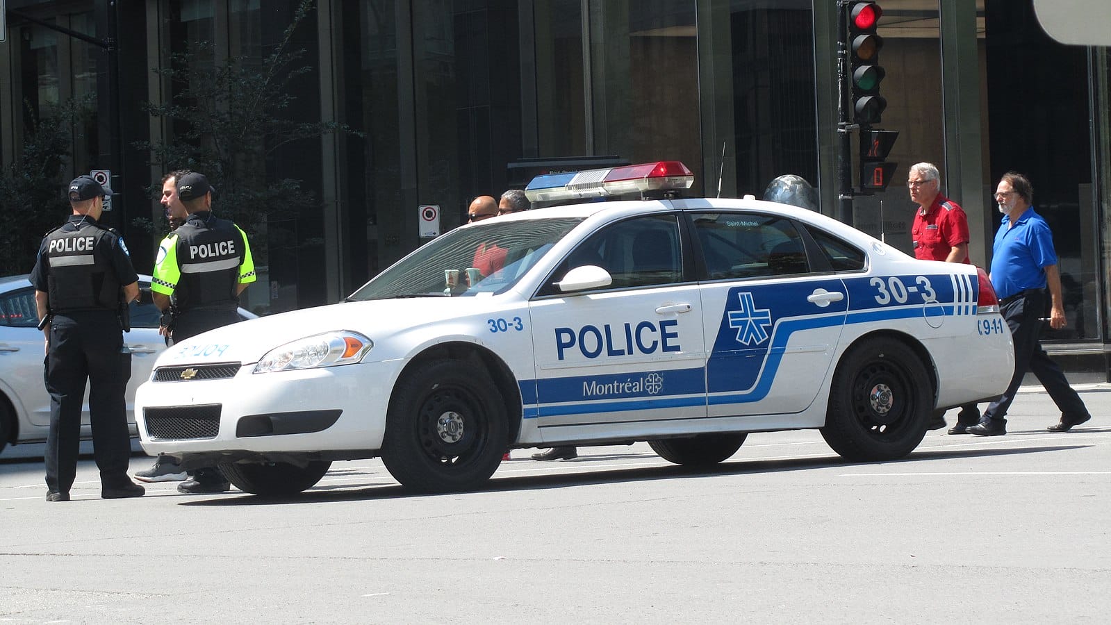 voiture police car montréal montreal